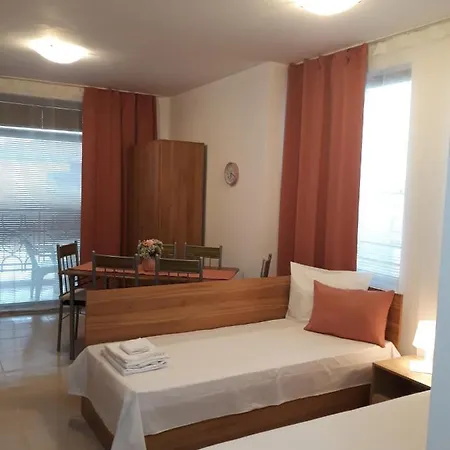 Rose в местност каваци, Σωζόπολη