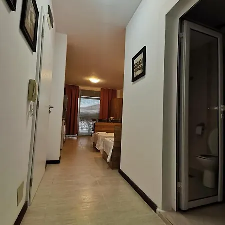 Апартамент Rose в местност каваци,