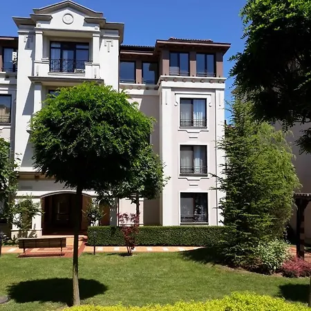 Rose в местност каваци, * Σωζόπολη