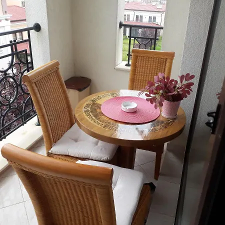 Rose в местност каваци, *